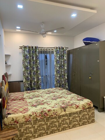 Bedroom in 2 BHK Apartment at LnT Veridian, Powai – for Rent