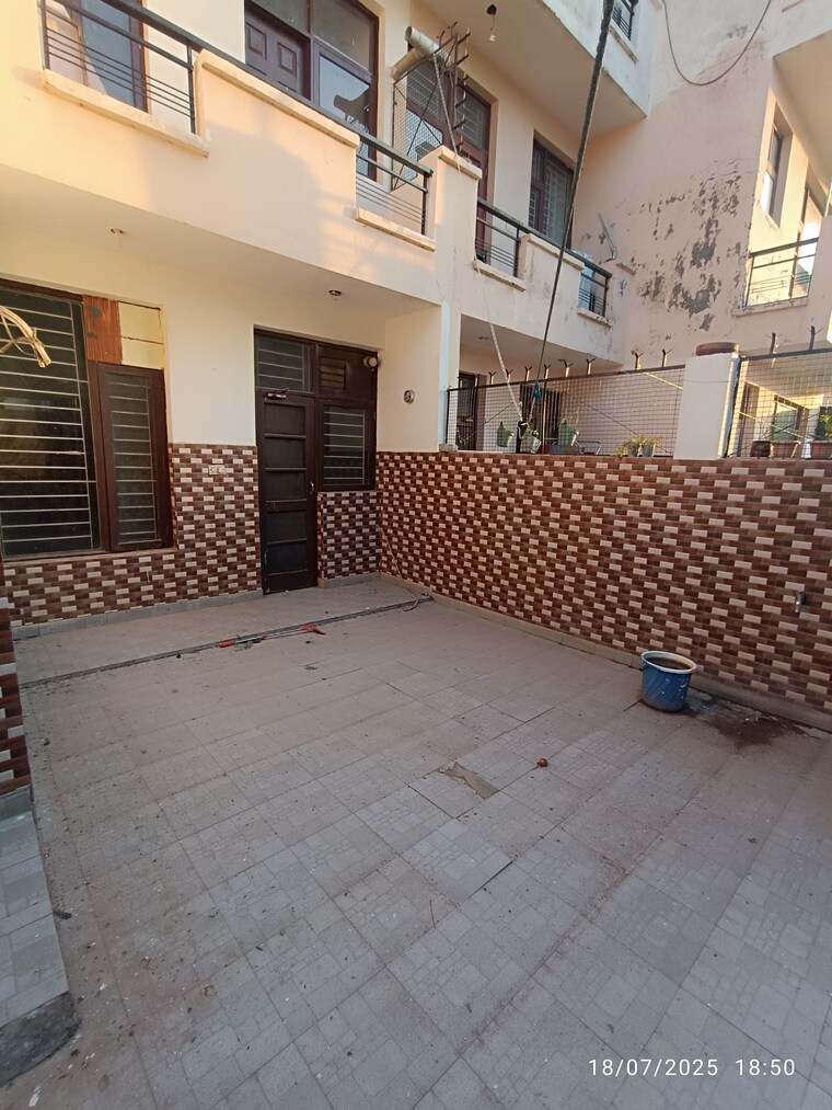 Balcony, sector 118 3 Bedroom 1500 Sq.Ft. Apartment In Sector 118 Mohali 9526536