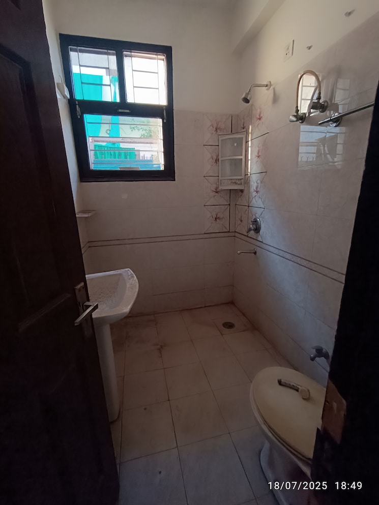 Bathroom, sector 118 3 Bedroom 1500 Sq.Ft. Apartment In Sector 118 Mohali 9526550