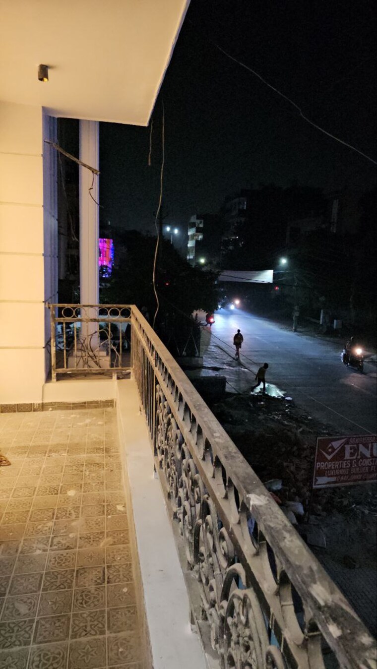 Balcony, sainik colony 3 Bedroom 2250 Sq.Ft. Builder Floor In Sainik Colony Faridabad 9526547