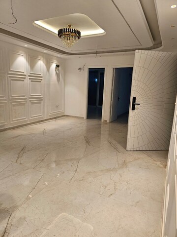 Living Room in 3 BHK Builder Floor at Sainik Colony – for Sale