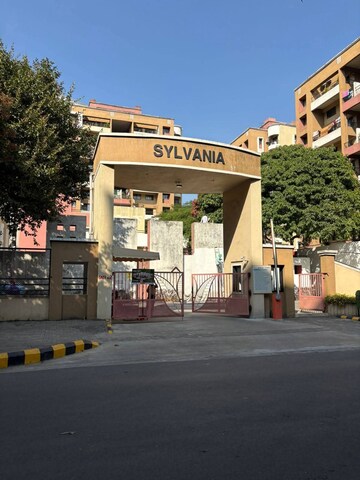 2 BHK Apartment For Sale in Magarpatta Sylvania, Hadapsar