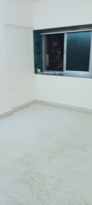 Room in 1 BHK Apartment at Poonam Darshan, Andheri East – for Rent