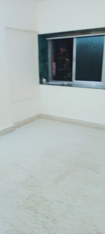 Room in 1 BHK Apartment at Poonam Darshan, Andheri East – for Rent
