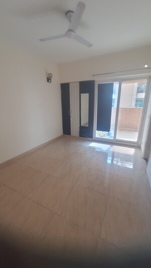 Furnished Amenities in 2 BHK Apartment at Sector 16c Greater Noida – for Rent