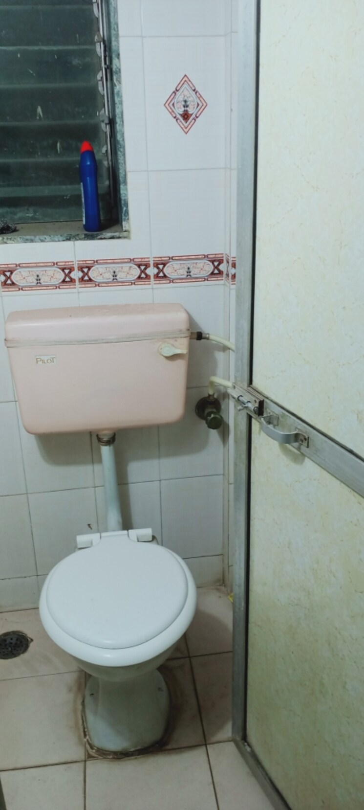 Bathroom, poonam-darshan 1 Bedroom 550 Sq.Ft. Apartment In Andheri East Mumbai 9526577