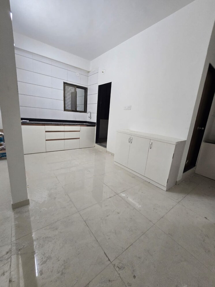 Room, harni 2 Bedroom 1050 Sq.Ft. Apartment In Harni Vadodara 9526558