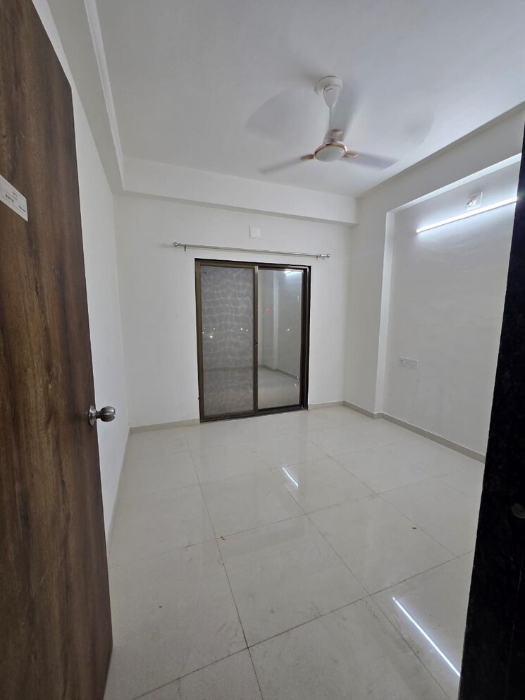 Room, harni 2 Bedroom 1050 Sq.Ft. Apartment In Harni Vadodara 9526558