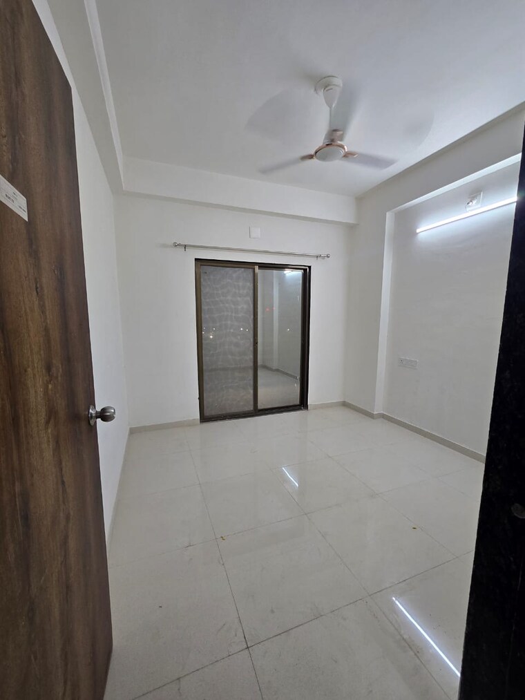 Room, harni 2 Bedroom 1050 Sq.Ft. Apartment In Harni Vadodara 9526558