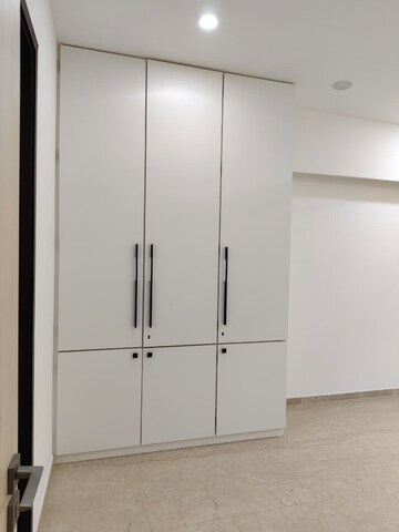 Room in 3 BHK Apartment at Adani Ten BKC, Bandra East – for Rent