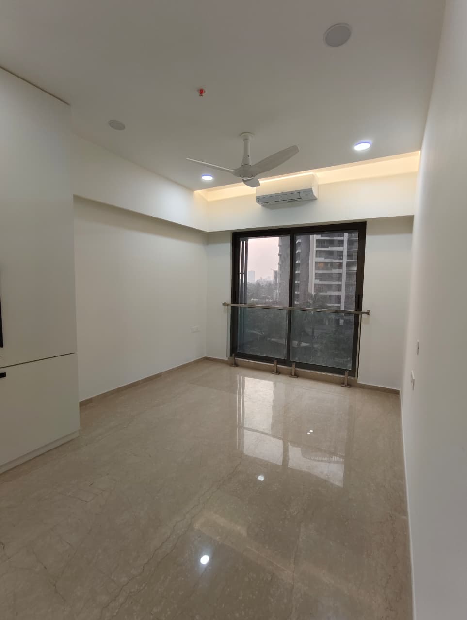 3 BHK Apartment For Rent in Adani Ten BKC