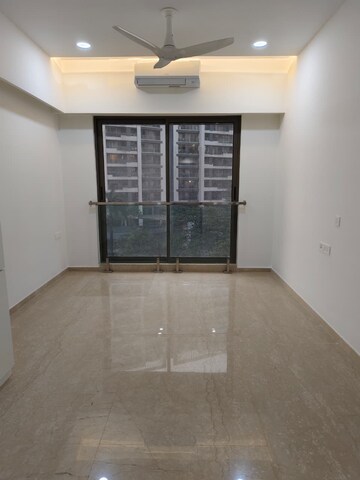 Room in 3 BHK Apartment at Adani Ten BKC, Bandra East – for Rent