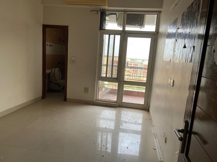 Room, sector 6 4 Bedroom 1500 Sq.Ft. Builder Floor In Sector 6 Panchkula 9526611