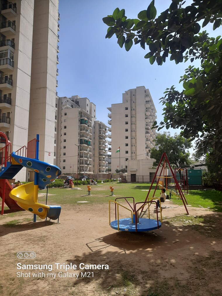 Exterior View, pivotal-paradise 2 Bedroom 657 Sq.Ft. Apartment In Sector 62 Gurgaon 9526617