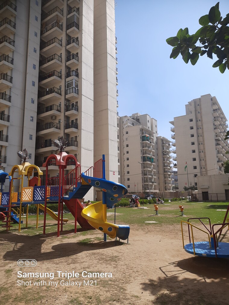 Exterior View, pivotal-paradise 2 Bedroom 657 Sq.Ft. Apartment In Sector 62 Gurgaon 9526617