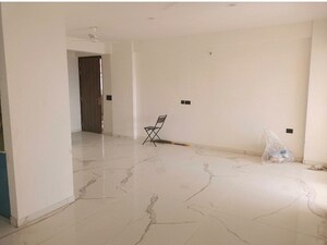 Room in 4 BHK Apartment at Emerald Anmol, Sector 88 – for Rent
