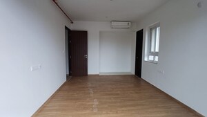 Room in 1 BHK Apartment at Indiabulls One Indiabulls, Pokhran Road No Two – for Rent