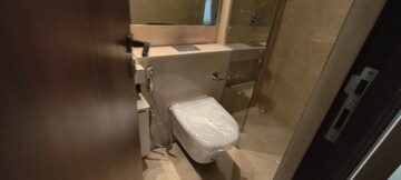 Team Area in 2 BHK Apartment at Hiranandani Highland, Powai – for Rent