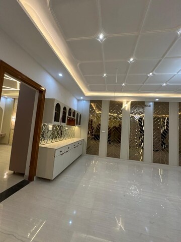 Parking in 4 BHK Villa at Sunny Enclave – for Sale