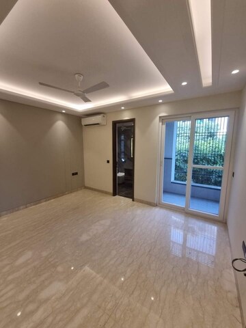 Master Bedroom in 3 BHK Builder Floor at Greater Kailash I – for Rent