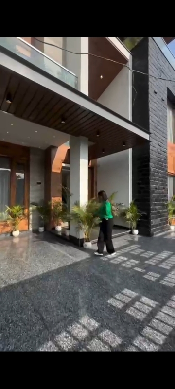 5 BHK + Pooja Room Independent House For Sale in Sunny Enclave 125.... 