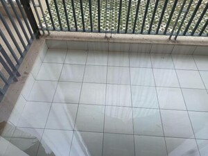 Balcony in 3.5 BHK Builder Floor at Central Park Flower Valley Aqua Front Towers, Sohna Sector 33 – for Rent