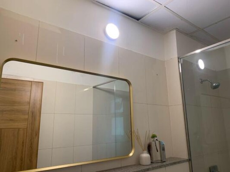 Bathroom, central-park-flower-valley-aqua-front-towers 3.5 Bedroom 2189 Sq.Ft. Builder Floor In Sohna Sector 33 Gurgaon 9526683