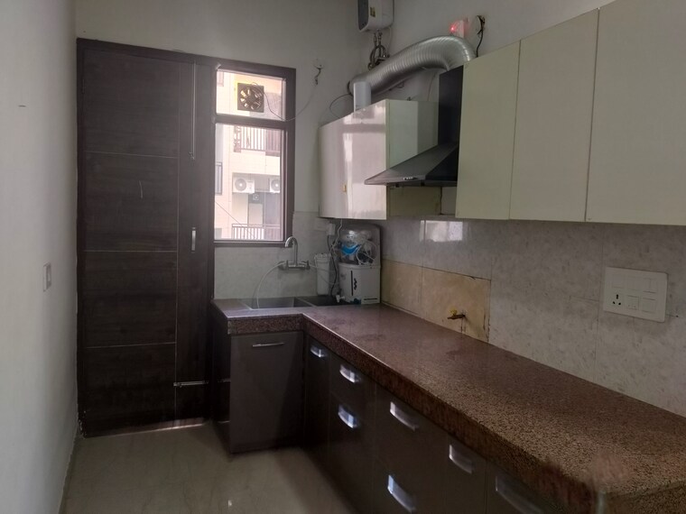 Kitchen, aura-homes 1 Bedroom 700 Sq.Ft. Builder Floor In Patiala Road Zirakpur 9526677