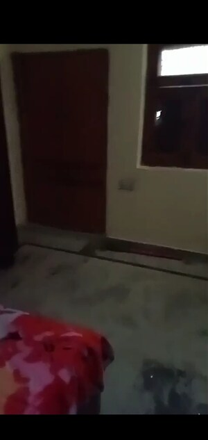 Room in 2 BHK Builder Floor at Mahavir Enclave – for Rent