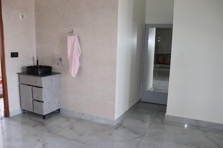Bathroom, jogiwala 2 Bedroom 1500 Sq.Ft. Builder Floor In Jogiwala Dehradun 9526697