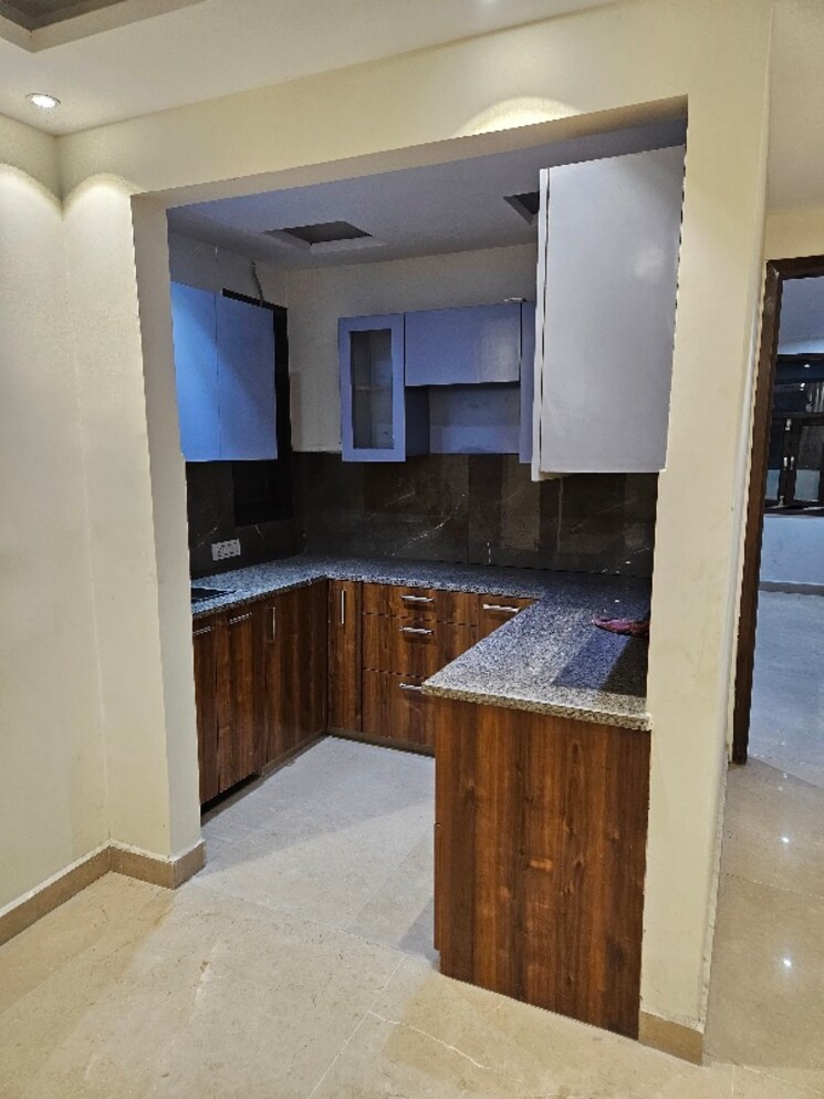 Kitchen, mansarover garden 3 Bedroom 1250 Sq.Ft. Builder Floor In Mansarover Garden Delhi 9526709