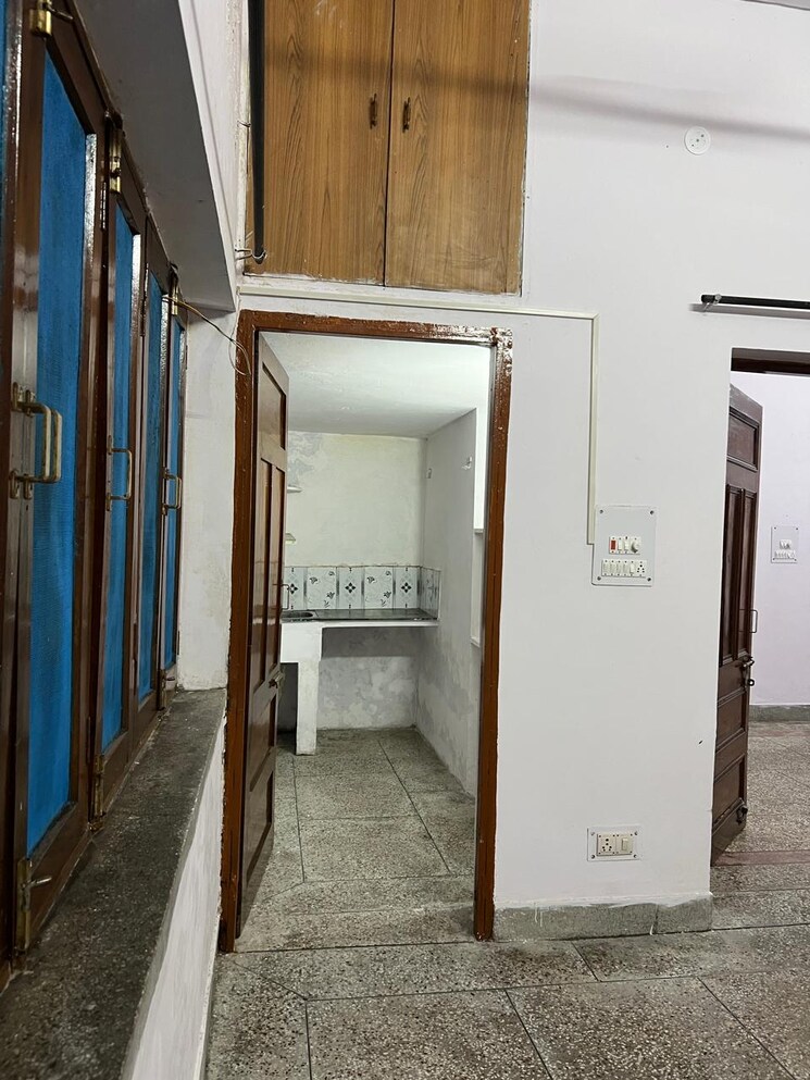 undefined, jogiwala 4 Bedroom 2200 Sq.Ft. Independent House In Jogiwala Dehradun 9526703