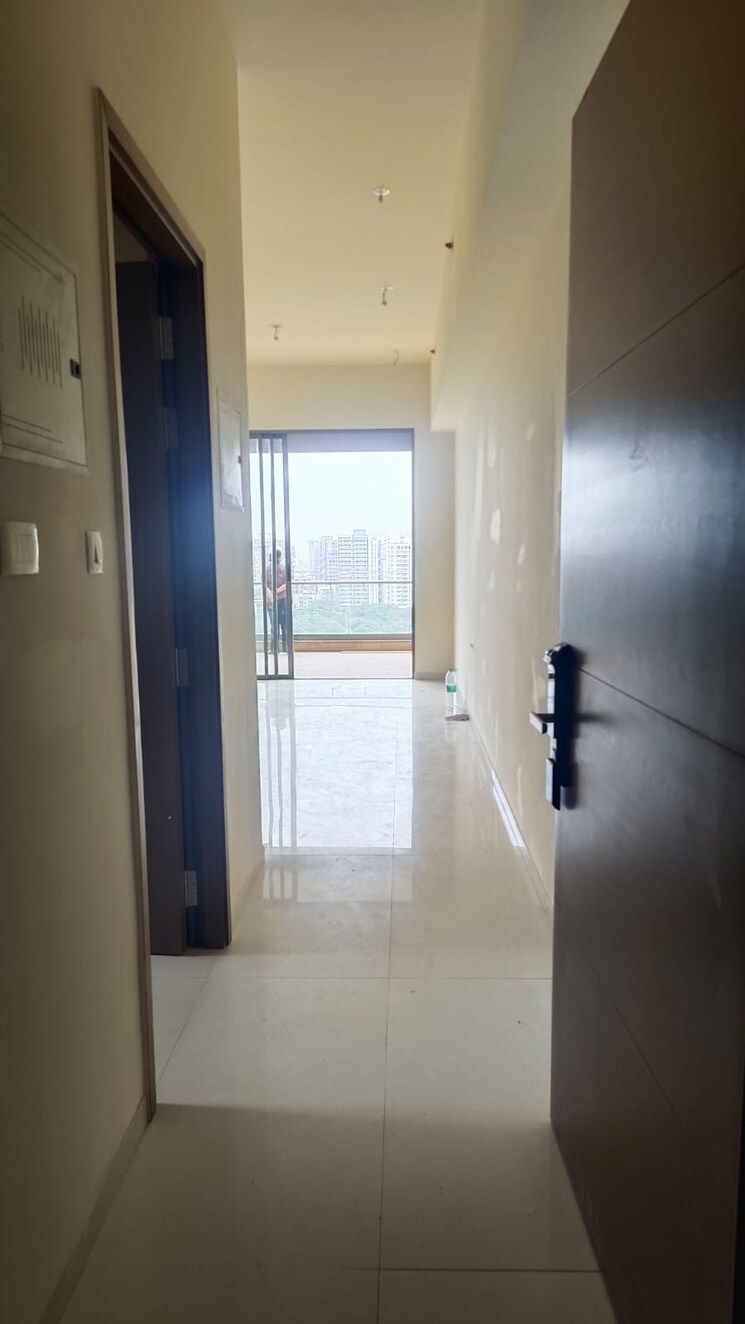 Room, mulund west 2 Bedroom 855 Sq.Ft. Apartment In Mulund West Mumbai 9526711