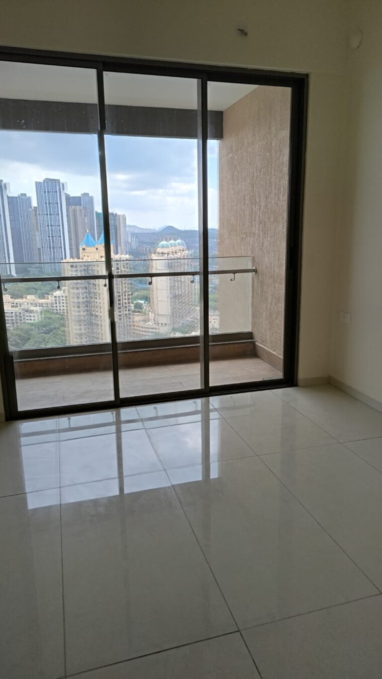 Room, mulund west 2 Bedroom 855 Sq.Ft. Apartment In Mulund West Mumbai 9526711