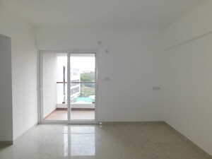 Room in 3 BHK Apartment at RR Lunkad 66 Avenue, Pimple Nilakh – for Rent