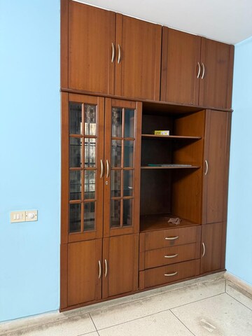 Furnished Amenities in 2 BHK Apartment at Unitech Palms, South City 1 – for Rent