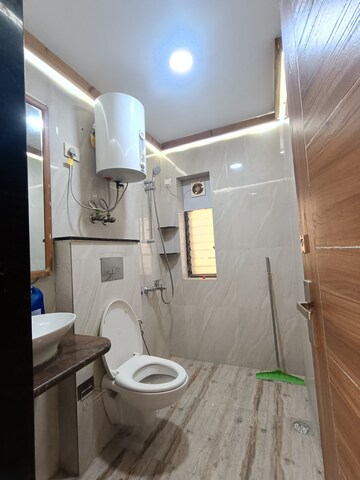 Bathroom in 2 BHK Apartment at Unitech Palms, South City 1 – for Rent