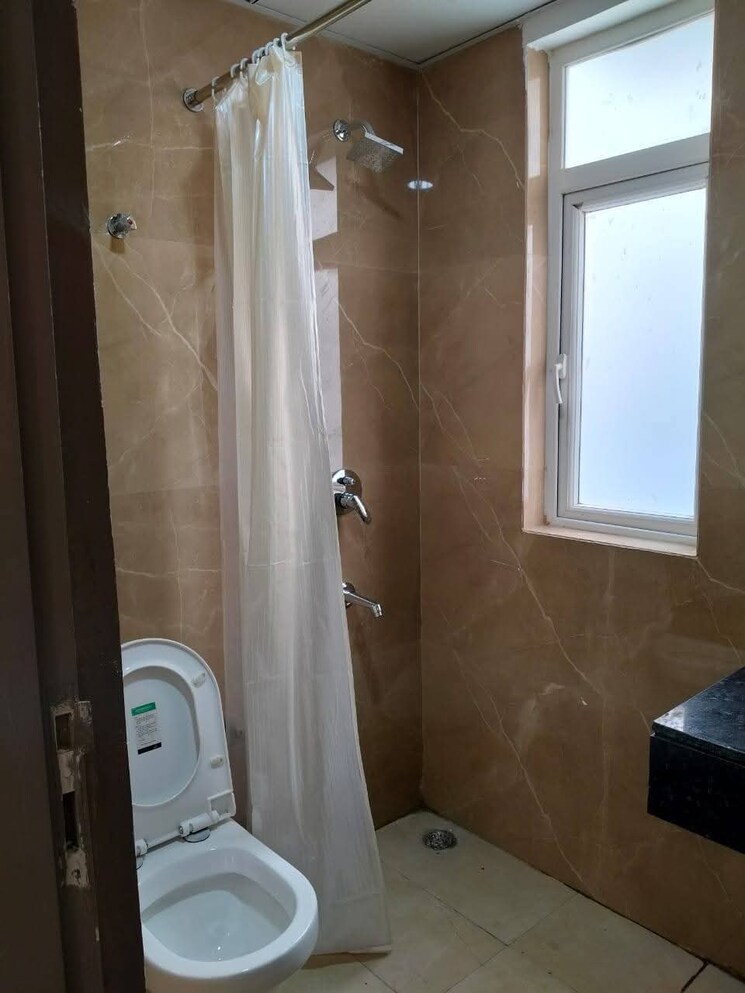 Bathroom, saket 3 Bedroom 1215 Sq.Ft. Builder Floor In Saket Delhi 9526748