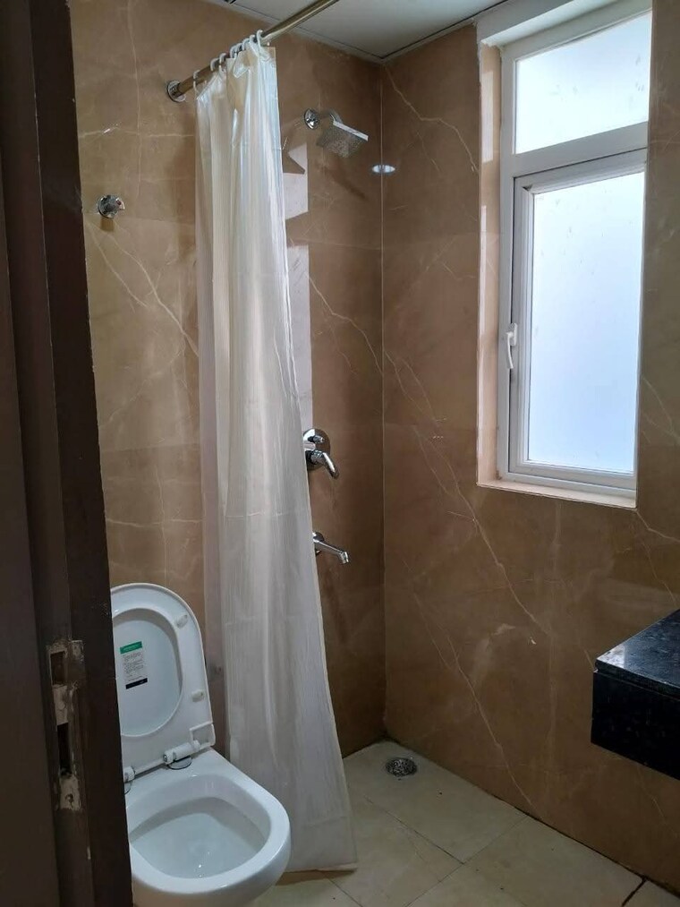 Bathroom, saket 3 Bedroom 1215 Sq.Ft. Builder Floor In Saket Delhi 9526748