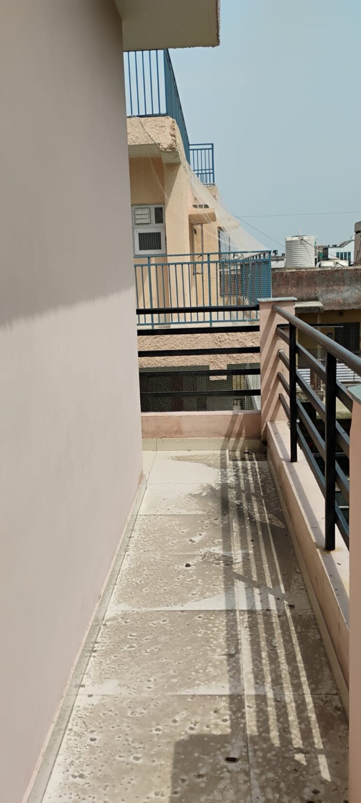 Balcony, sarita-vihar-pocket-j-rwa 1.5 Bedroom 750 Sq.Ft. Apartment In Sarita Vihar Delhi 9526771