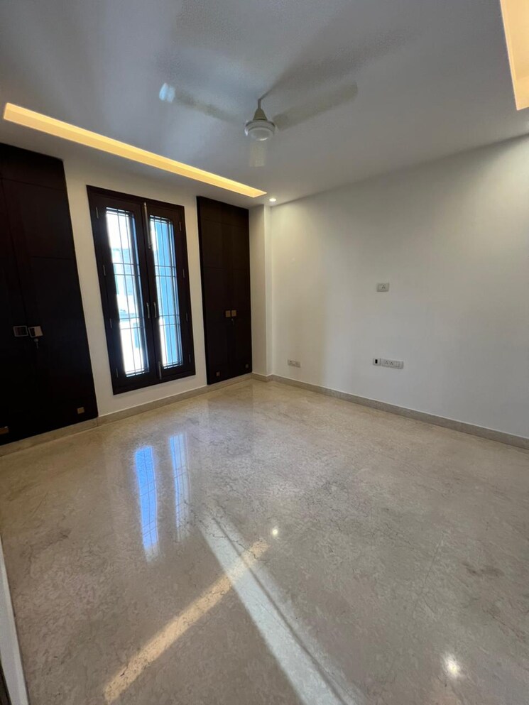 Room, vasant kunj 3 Bedroom 1600 Sq.Ft. Apartment In Vasant Kunj Delhi 9526770