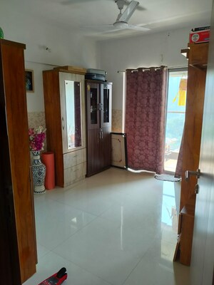 Room in 3 BHK Apartment at Kakkad Madhukosh, Balewadi – for Rent