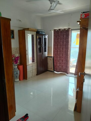 Room in 3 BHK Apartment at Kakkad Madhukosh, Balewadi – for Rent
