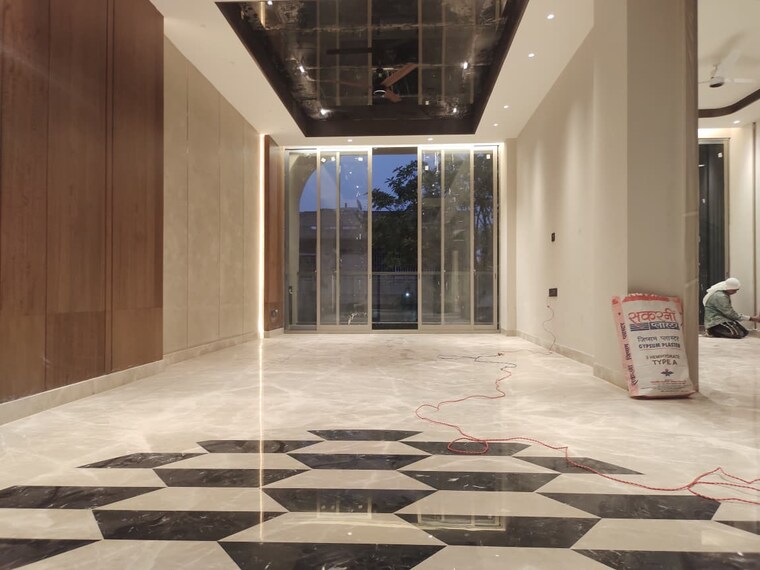 Room, greater kailash ii 4 Bedroom 2700 Sq.Ft. Builder Floor In Greater Kailash ii Delhi 9526781