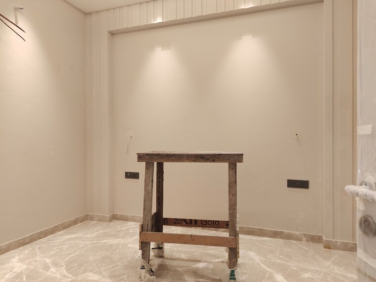 Room, greater kailash ii 4 Bedroom 2700 Sq.Ft. Builder Floor In Greater Kailash ii Delhi 9526781