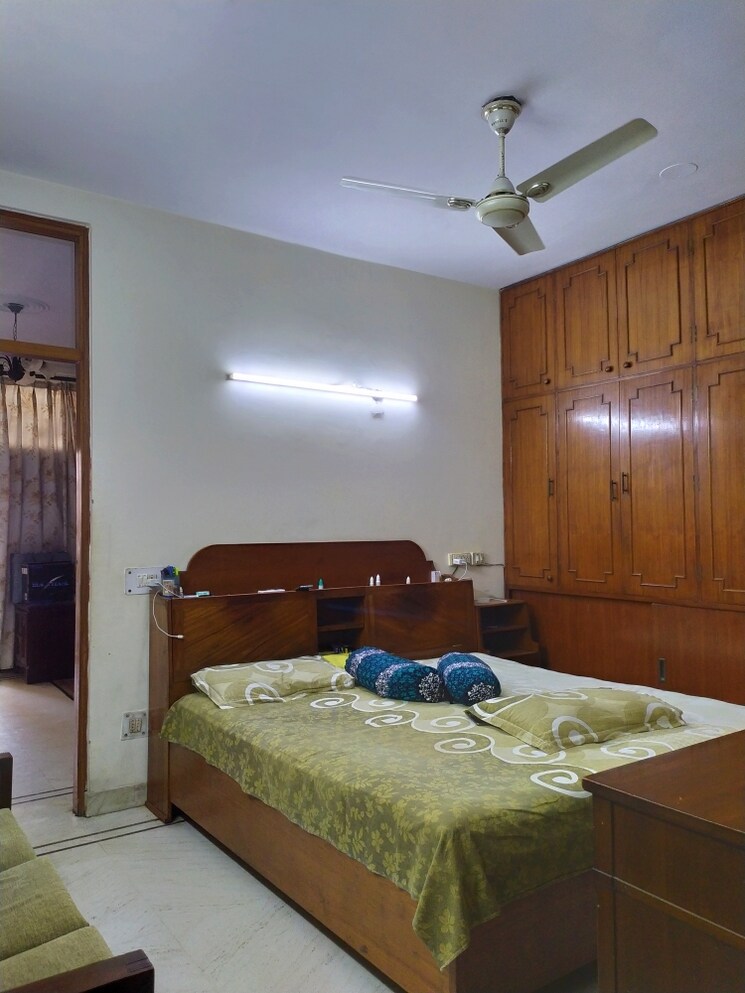 Master Bedroom, kalkaji 2 Bedroom 900 Sq.Ft. Builder Floor In Kalkaji Delhi 9526822