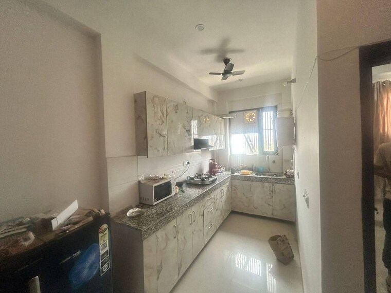 Kitchen, saket 1 RK 500 Sq.Ft. Builder Floor In Saket Delhi 9526847