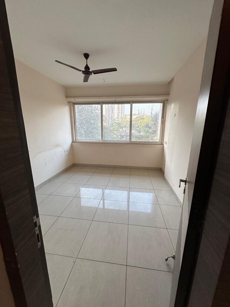 Bathroom, redstone-infinity 2 Bedroom 800 Sq.Ft. Apartment In Mazgaon Mumbai 9526854