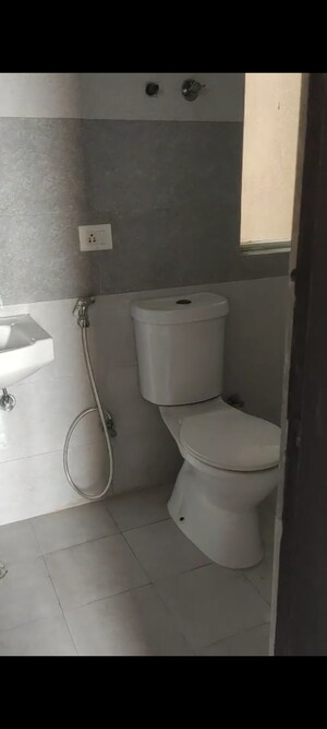 Bathroom in 2.5 BHK Apartment at Amrapali Riverview, Amrapali Leisure Valley – for Sale