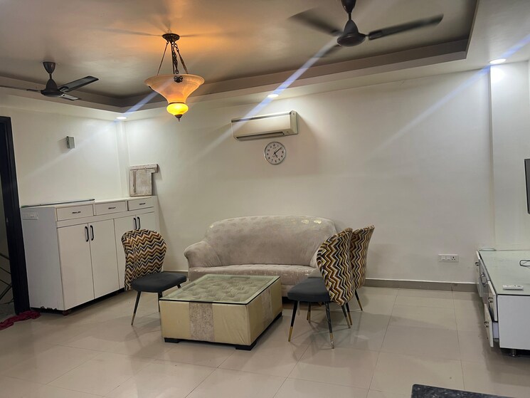 Living Room, capital-royal-casa 1 Bedroom 550 Sq.Ft. Builder Floor In Gms Road Dehradun 9526889